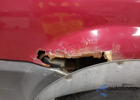 2004 Ford Escape Xlt from USA, damaged, VIN 1FMYU931X4KB35749